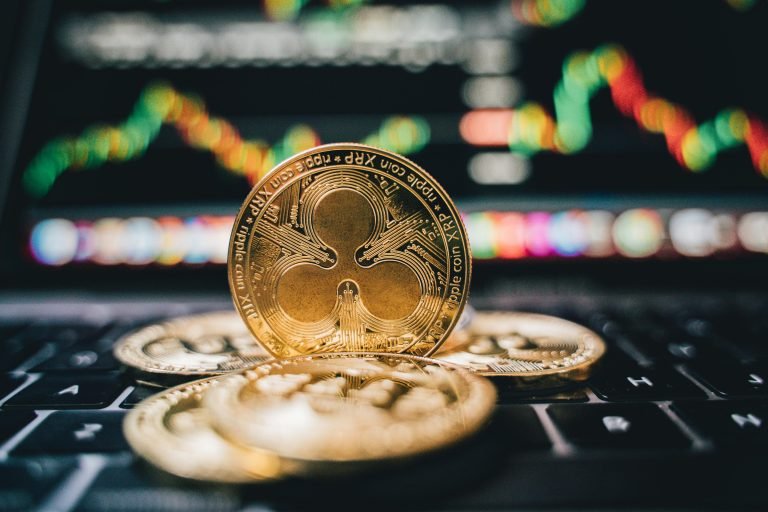 Bullish XRP Analyst Eyes $7.50 If Crypto Breaks Resistance